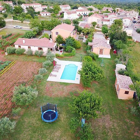 Villa Dorina Barban Extérieur photo