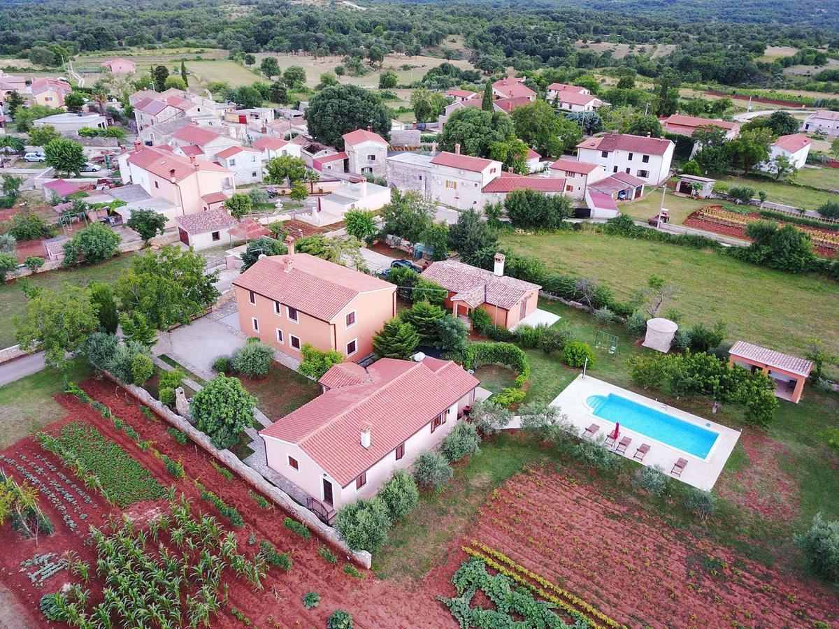 Villa Dorina Barban Extérieur photo