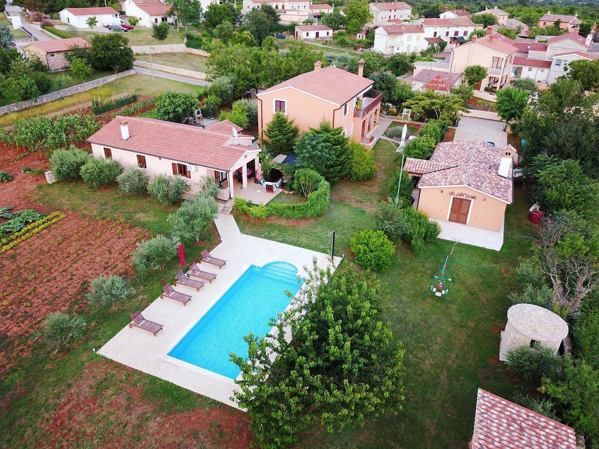 Villa Dorina Barban Extérieur photo